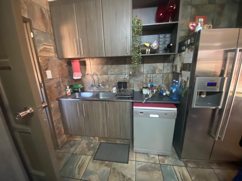 3 Bedroom Property for Sale in Middelburg Eastern Cape